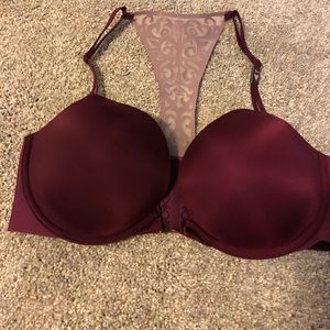 Victoria’s Secret front close bra